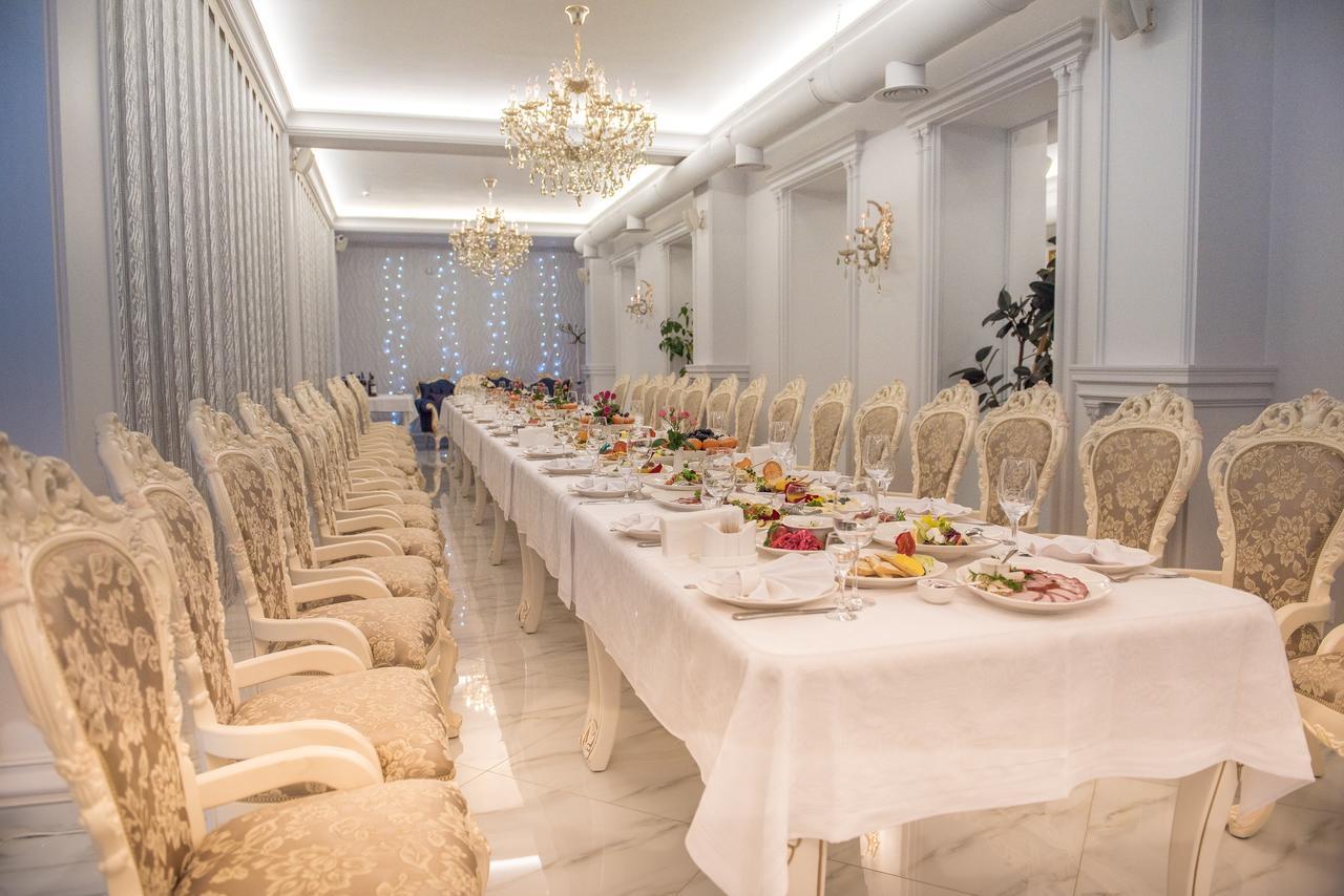Panskiy Dvir แชร์นิฟซี ภายนอก รูปภาพ